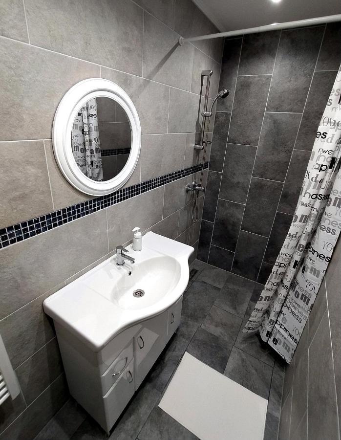 Emmabella Apartmanok Егер Екстериор снимка