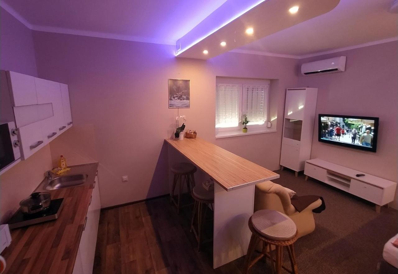 Emmabella Apartmanok Егер Екстериор снимка