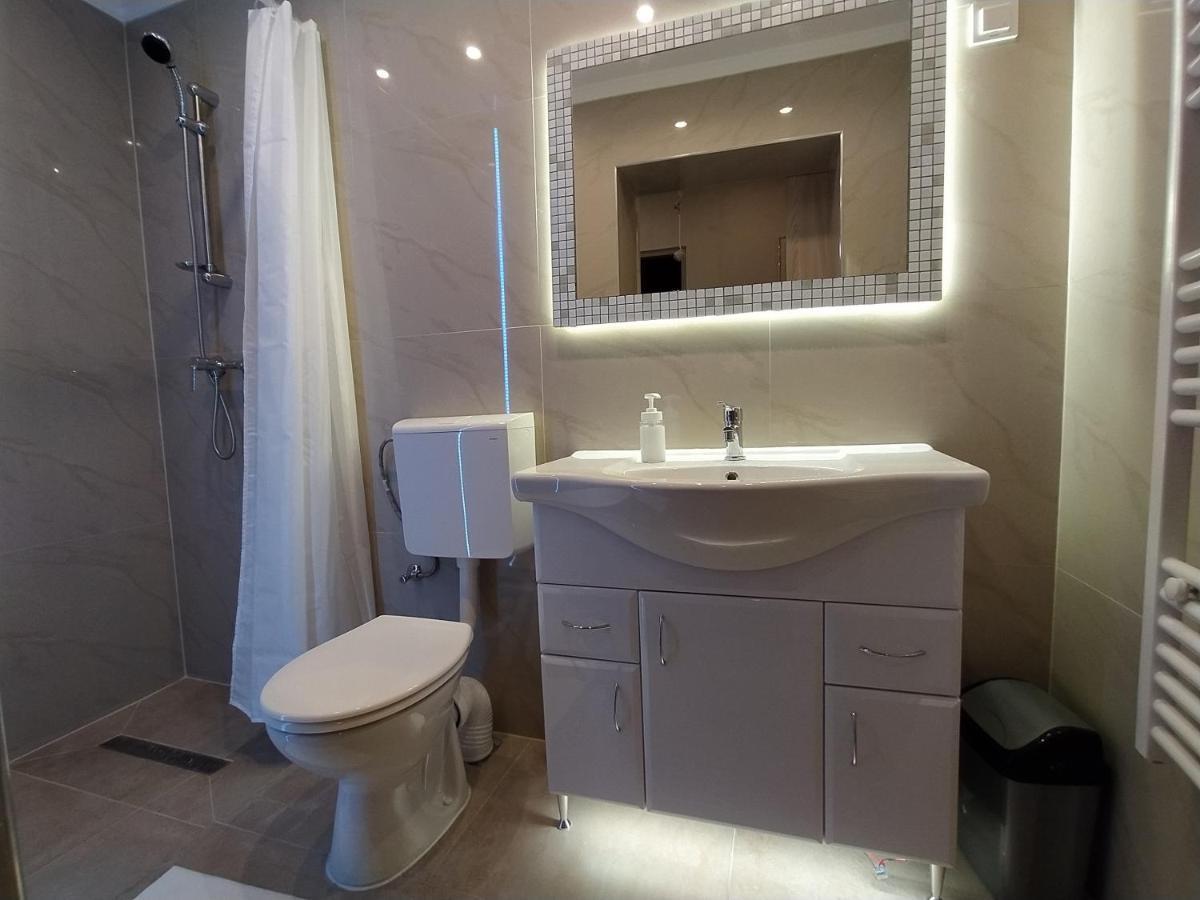 Emmabella Apartmanok Егер Екстериор снимка