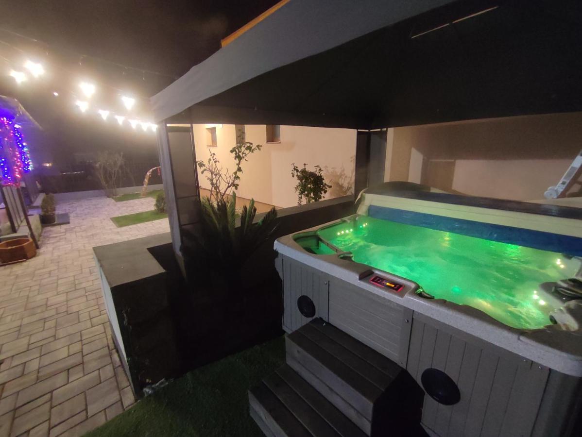 Emmabella Apartmanok Егер Екстериор снимка